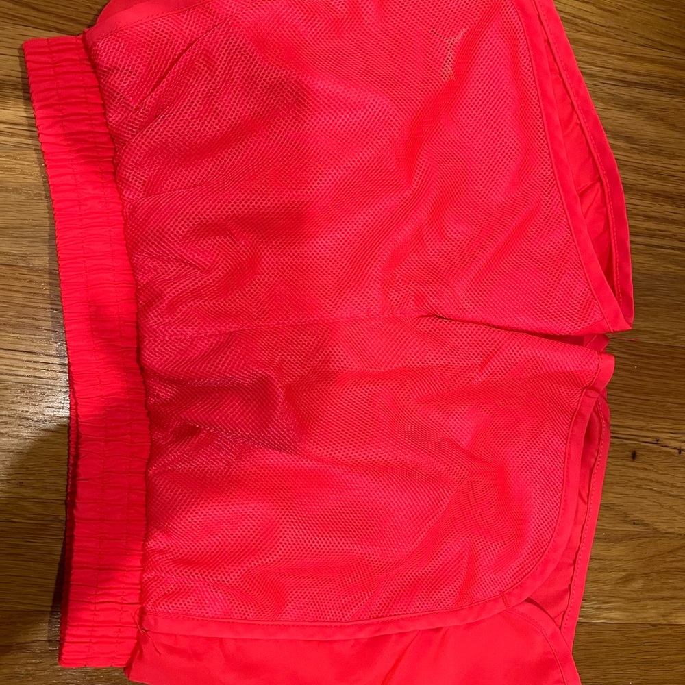 PUMA SHORTS